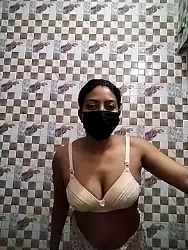 cuteangel9999 online show from February 27, 2025, 11:37 pm