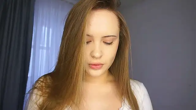 QuennaCoote online show from February 20, 2026, 6:59 am