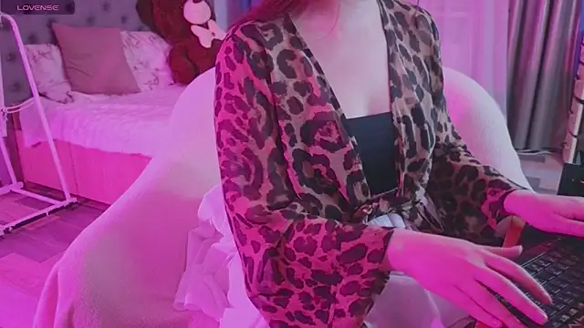 Snapshot of baby_debbie chatting on October 10, 2025, 9:04 pm baby debbie online show from October 10, 2025, 9:04 pm