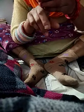 indian couple4 online show from December 21, 2025, 1:41 am