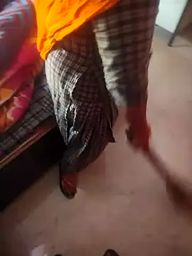 Snapshot of indian_couple4 chatting on November 26, 2025, 3:39 am indian couple4 online show from November 26, 2025, 3:39 am