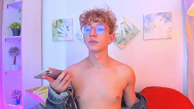 iiangel  online show from January 17, 2026, 3:37 pm