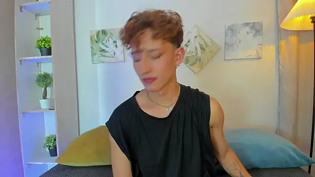 Snapshot of iiangel_ chatting on December 3, 2025, 3:07 am iiangel online show from December 3, 2025, 3:07 am