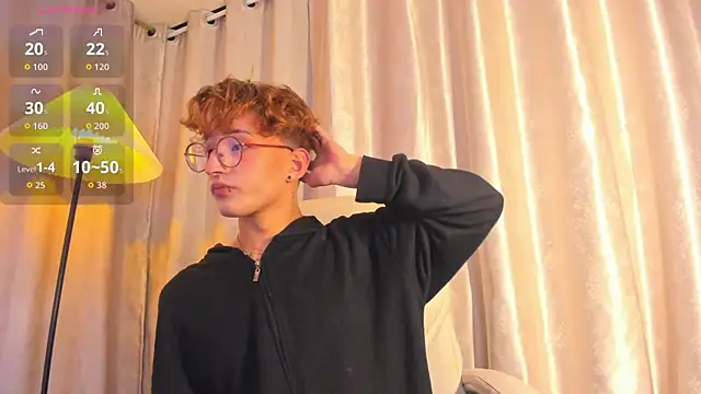 Snapshot of iiangel_ chatting on November 15, 2025, 3:10 am iiangel online show from November 15, 2025, 3:10 am