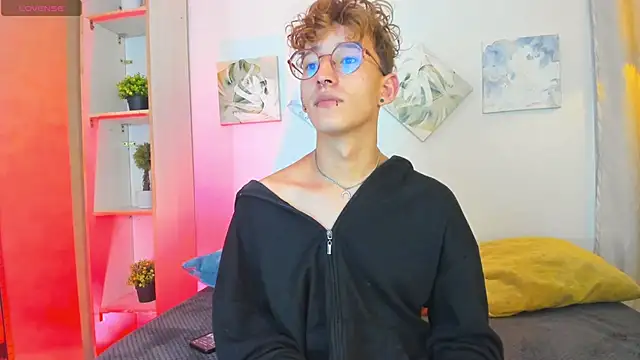 Snapshot of iiangel_ chatting on November 16, 2025, 2:27 am iiangel online show from November 16, 2025, 2:27 am