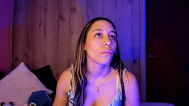 TANIA 06 online show from April 23, 2026, 1:13 pm