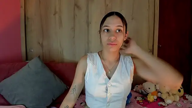TANIA 06 online show from June 19, 2026, 1:28 pm