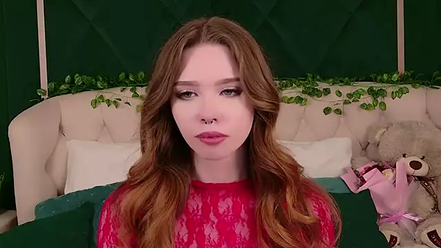 Snapshot of Sierra_Fane chatting on March 9, 2025, 4:27 am Sierra Fane online show from March 9, 2025, 4:27 am
