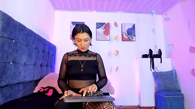 lilith catt online show from March 17, 2025, 7:58 pm