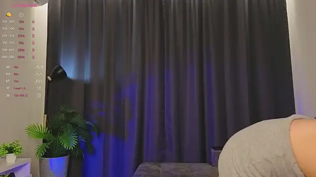 Nerdy Amy online show from November 20, 2025, 3:56 pm