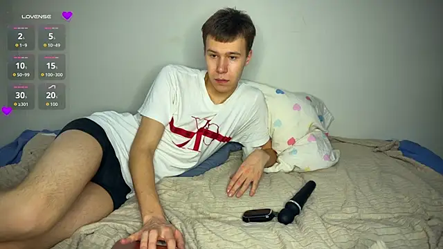 Snapshot of griwkaaa chatting on December 2, 2025, 9:05 pm griwkaaa online show from December 2, 2025, 9:05 pm