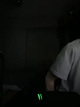 Snapshot of raskolnikovw chatting on April 7, 2026, 6:54 pm raskolnikovw online show from April 7, 2026, 6:54 pm