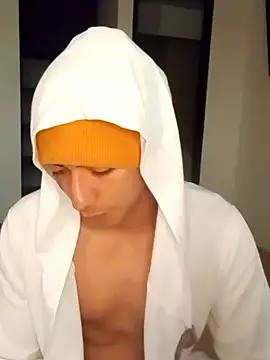 aron and paula online show from February 3, 2026, 10:15 pm