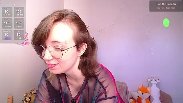 Snapshot of Elise_Nyx chatting on July 14, 2026, 12:22 pm Elise Nyx online show from July 14, 2026, 12:22 pm