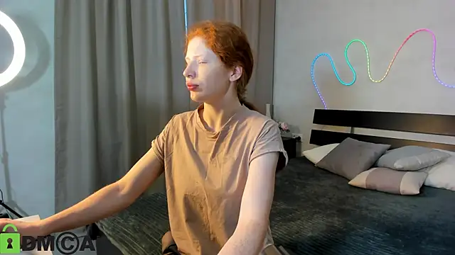 Sandra Wi1son online show from October 16, 2025, 1:25 am