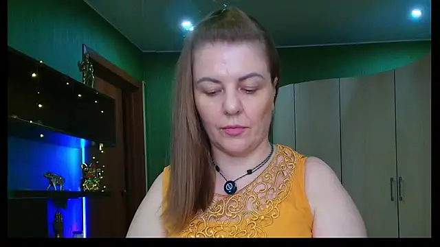 VeronikawGold online show from July 4, 2026, 6:45 pm