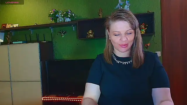 Snapshot of VeronikawGold chatting on March 5, 2026, 2:41 am VeronikawGold online show from March 5, 2026, 2:41 am