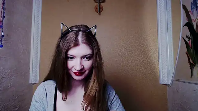 faiirylight online show from March 18, 2025, 8:39 am