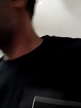 andreiiiii2025 online show from February 3, 2026, 11:37 am