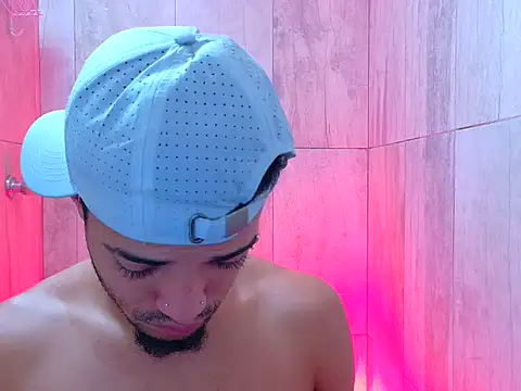 eross chipre  online show from January 10, 2026, 7:53 pm