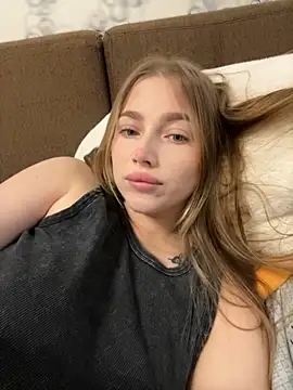 Milana mil online show from September 14, 2025, 10:04 am