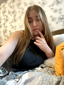 Milana mil online show from September 13, 2025, 2:50 pm
