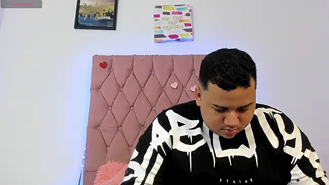 Snapshot of MICHAEL_AND_SHARON chatting on November 2, 2025, 2:16 am MICHAEL AND SHARON online show from November 2, 2025, 2:16 am