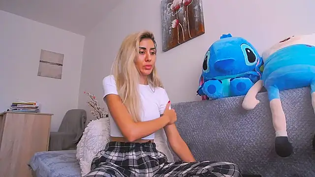 Snapshot of SweetJessy26 chatting on October 5, 2025, 9:11 am SweetJessy26 online show from October 5, 2025, 9:11 am