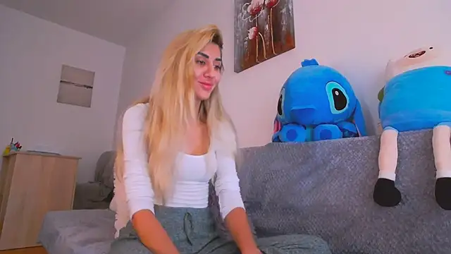 Snapshot of SweetJessy26 chatting on October 26, 2025, 7:20 am SweetJessy26 online show from October 26, 2025, 7:20 am