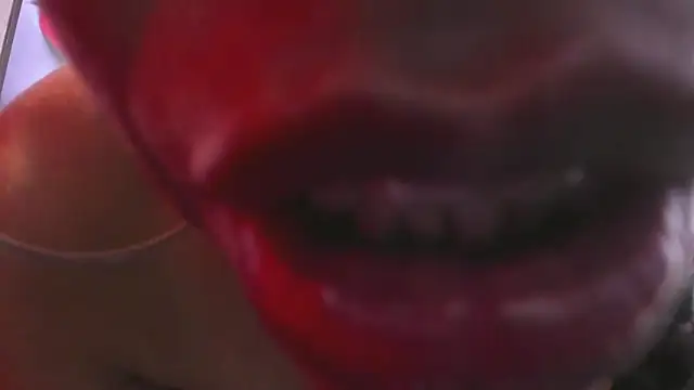 Snapshot of zara_smitt chatting on March 21, 2025, 2:18 pm zara smitt online show from March 21, 2025, 2:18 pm