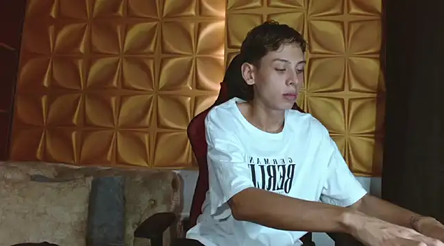 Snapshot of Noahoconor chatting on February 27, 2025, 7:04 pm Noahoconor online show from February 27, 2025, 7:04 pm