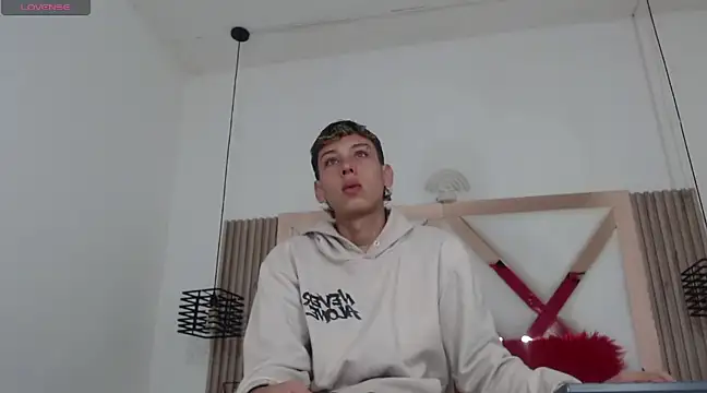 Snapshot of Noahoconor chatting on February 26, 2025, 12:38 pm Noahoconor online show from February 26, 2025, 12:38 pm