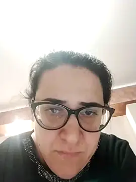 Snapshot of Dolcecurvy chatting on February 8, 2026, 10:18 pm Dolcecurvy online show from February 8, 2026, 10:18 pm