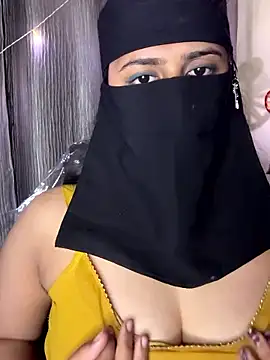 Dishasarmaa05 online show from January 9, 2026, 4:47 pm