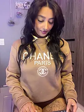Snapshot of Ashly_hills chatting on May 1, 2026, 3:11 am Ashly hills online show from May 1, 2026, 3:11 am