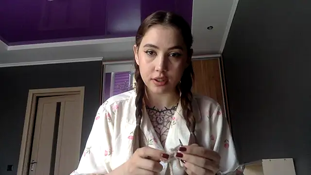 Snapshot of bysinka18 chatting on May 19, 2026, 12:56 pm bysinka18 online show from May 19, 2026, 12:56 pm