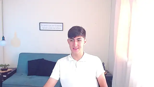 babymaik online show from February 25, 2025, 1:32 pm