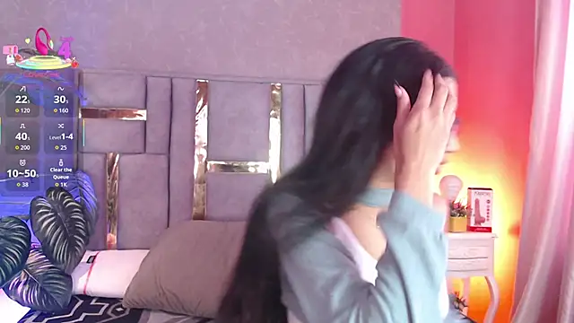 Snapshot of Tyla_Ks chatting on November 14, 2025, 7:39 pm Tyla Ks online show from November 14, 2025, 7:39 pm