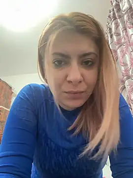 Snapshot of KittieHallo chatting on March 1, 2025, 2:44 pm KittieHallo online show from March 1, 2025, 2:44 pm