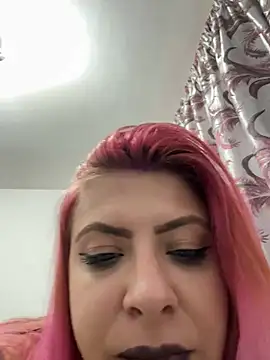 Snapshot of KittieHallo chatting on March 12, 2025, 9:13 pm KittieHallo online show from March 12, 2025, 9:13 pm