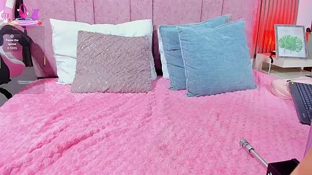 Snapshot of cutie_sarax1 chatting on November 23, 2025, 1:10 pm cutie sarax1 online show from November 23, 2025, 1:10 pm