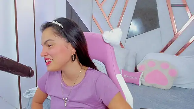 Snapshot of cutie_sarax1 chatting on October 26, 2025, 1:55 pm cutie sarax1 online show from October 26, 2025, 1:55 pm