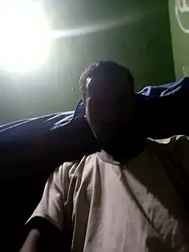 Snapshot of Maumau86 chatting on January 13, 2026, 5:00 am Maumau86 online show from January 13, 2026, 5:00 am