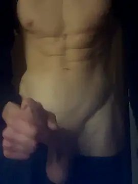 Snapshot of cazzone912025 chatting on December 16, 2025, 6:01 pm cazzone912025 online show from December 16, 2025, 6:01 pm