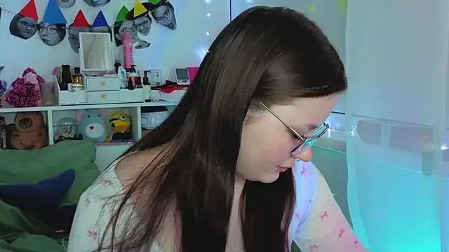 milliedoll online show from October 24, 2025, 6:34 am