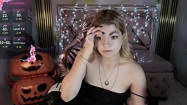 Snapshot of lili_conor_s chatting on October 28, 2025, 4:13 am lili conor s online show from October 28, 2025, 4:13 am