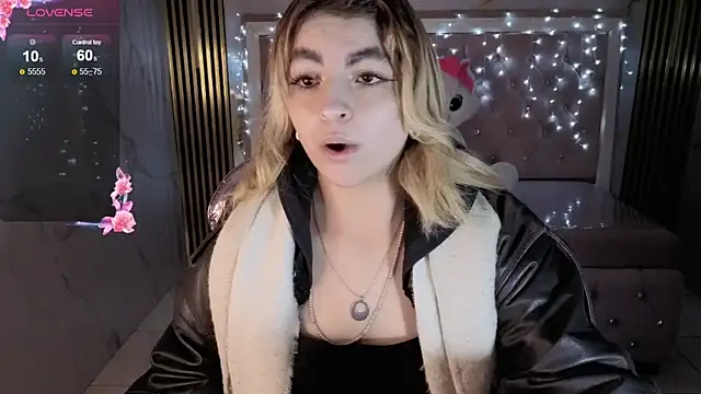 Snapshot of lili_conor_s chatting on November 13, 2025, 3:10 am lili conor s online show from November 13, 2025, 3:10 am