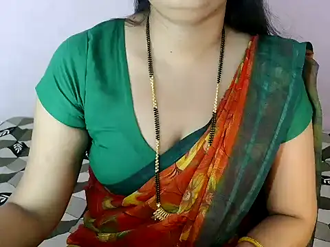 Snapshot of siyajaan chatting on June 9, 2026, 6:42 pm siyajaan online show from June 9, 2026, 6:42 pm