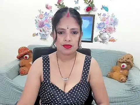Snapshot of leahgotiii chatting on May 10, 2026, 3:10 am leahgotiii online show from May 10, 2026, 3:10 am