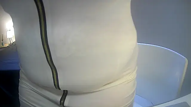 Snapshot of TdiTeresa chatting on April 3, 2026, 2:23 pm TdiTeresa online show from April 3, 2026, 2:23 pm